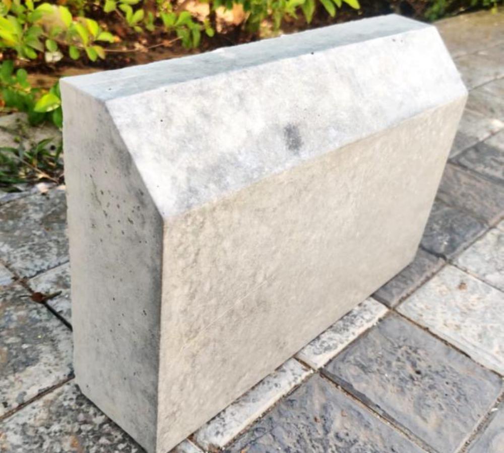 Curb Stones